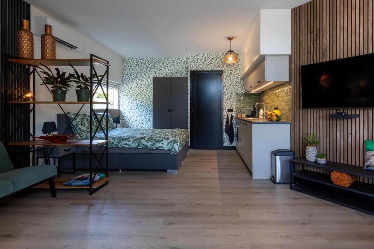 デルデンBed & Keuken De Vosアパートメント エクステリア 写真